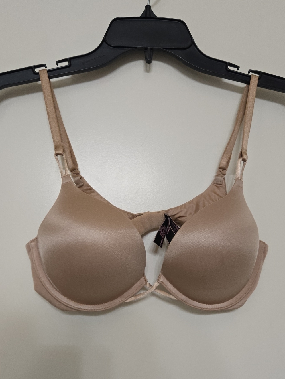 Victoria's Secret Smooth Nude Push-Up Bra Bombshell